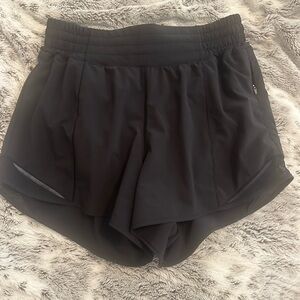 Lululemon Hotty Hot high rise shorts